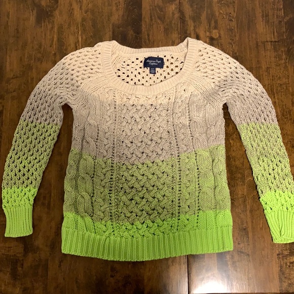 ✨ Add free to bundle! American Eagle ombré sweater. - Picture 2 of 5